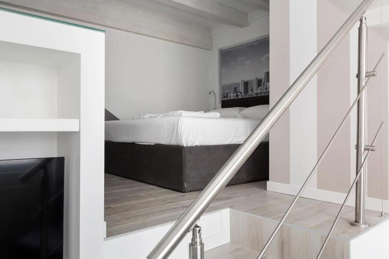 Nest For 2 In Milan Fashion District Via S Cecilia Διαμέρισμα